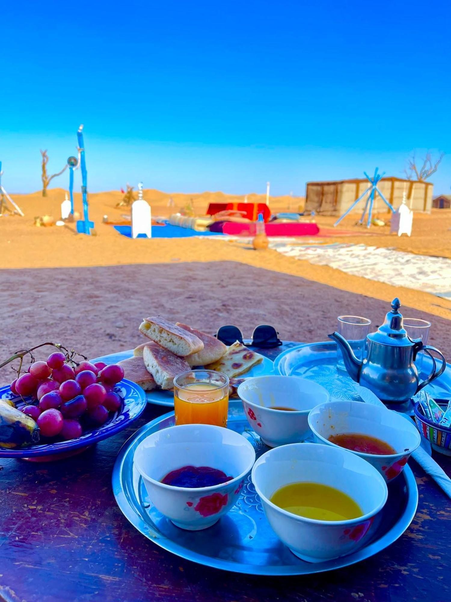 Mhamid Sahara Camp Activities - Le Chant Du Sable M'Hamid Exterior foto