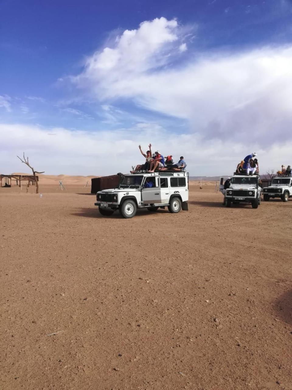 Mhamid Sahara Camp Activities - Le Chant Du Sable M'Hamid Exterior foto