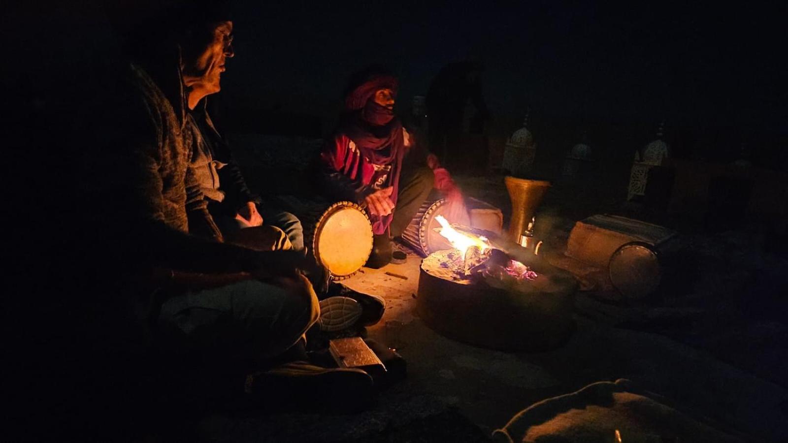 Mhamid Sahara Camp Activities - Le Chant Du Sable M'Hamid Exterior foto